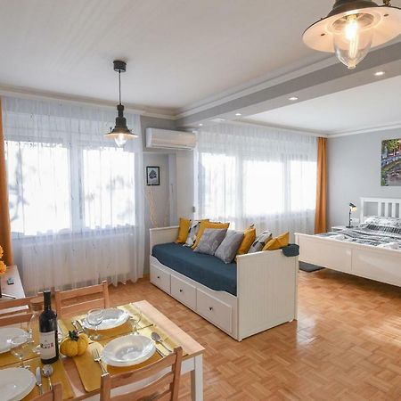 Vitalis Apartman Eger Eksteriør billede